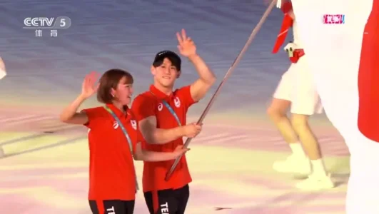 Hashimoto Daiki Flag Bearer.webp