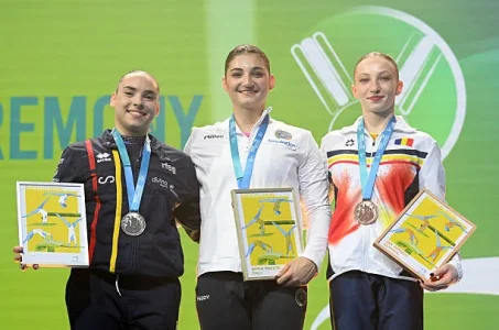 2025 Euros - Women's AA Podium.webp