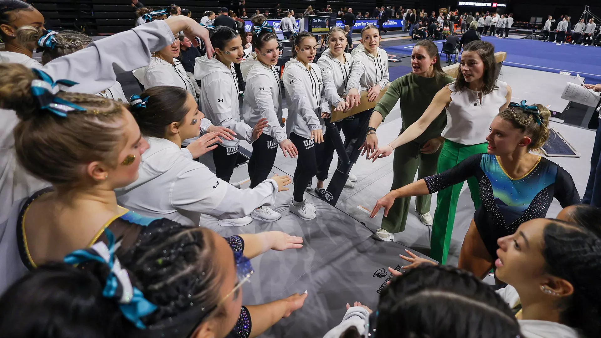 www.insidegymnastics.com